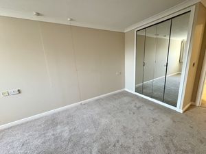 Bedroom- click for photo gallery